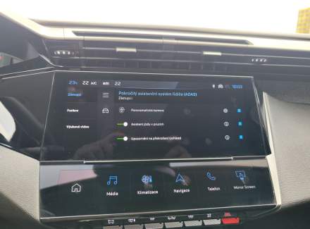 Peugeot - 408