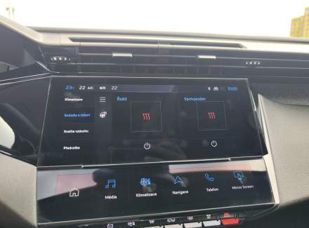 Peugeot - 408
