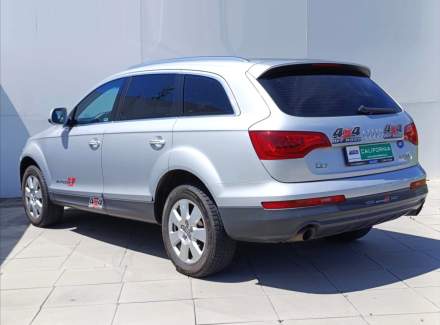 Audi - Q7