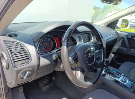 Audi - Q7
