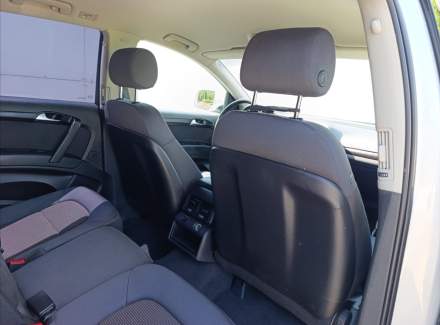 Audi - Q7