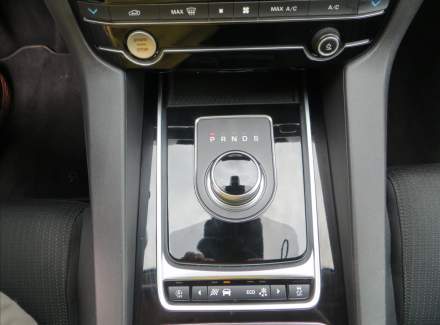 Jaguar - F-Pace