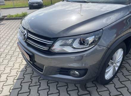 Volkswagen - Tiguan