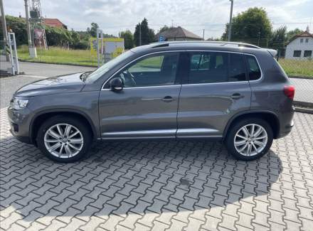 Volkswagen - Tiguan