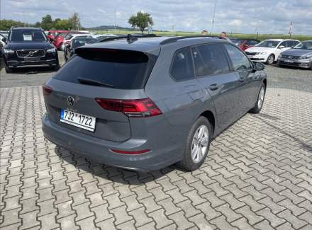 Volkswagen - Golf