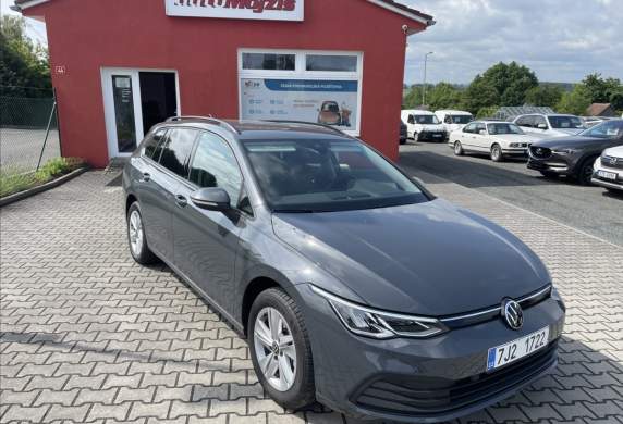 Volkswagen - Golf
