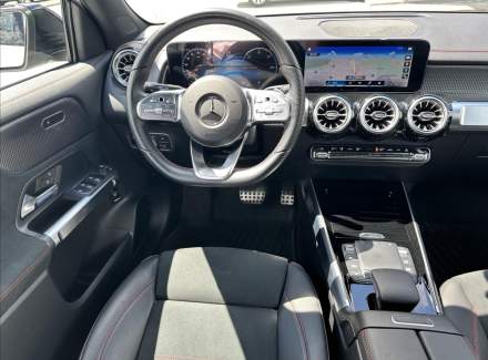 Mercedes-Benz - EQB