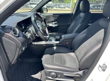 Mercedes-Benz - EQB