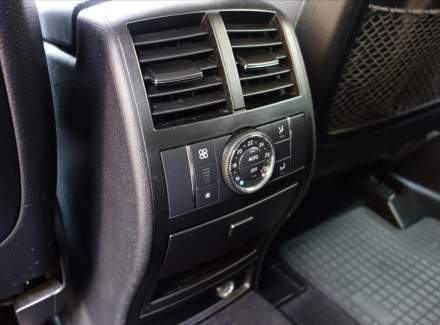 Mercedes-Benz - M-class
