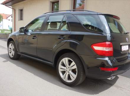 Mercedes-Benz - M-class