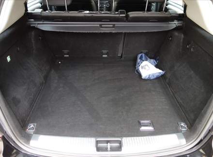 Mercedes-Benz - M-class