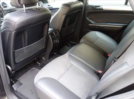 Mercedes-Benz - M-class