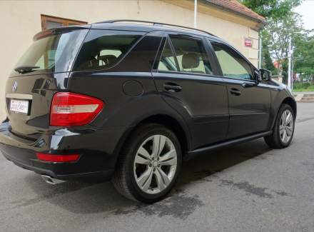 Mercedes-Benz - M-class