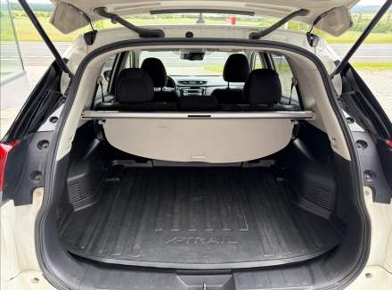 Nissan - X-Trail