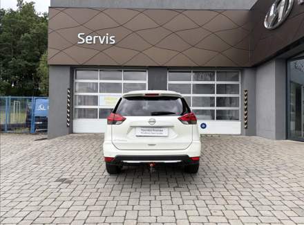 Nissan - X-Trail