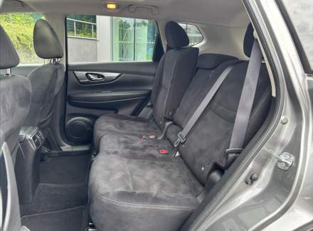 Nissan - X-Trail