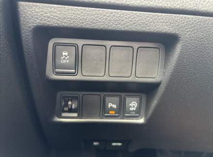 Nissan - X-Trail