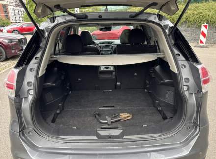 Nissan - X-Trail
