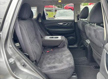 Nissan - X-Trail