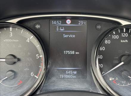 Nissan - X-Trail