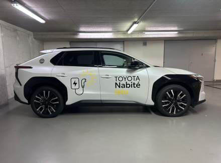 Toyota - bZ4X