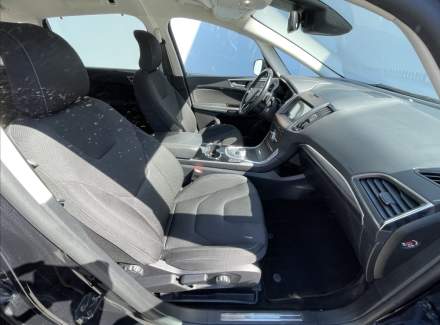 Ford - S-MAX