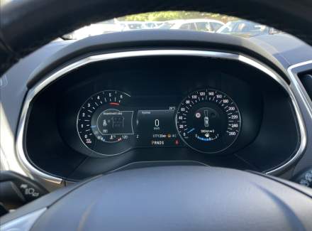 Ford - S-MAX