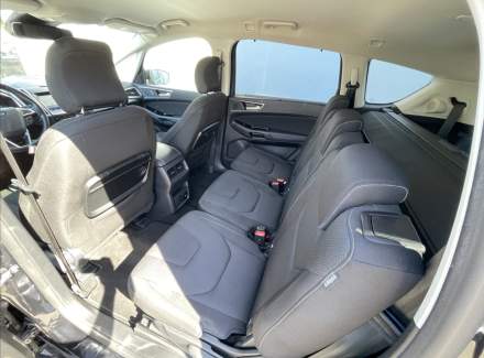 Ford - S-MAX