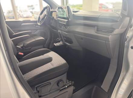 Volkswagen - Caravelle