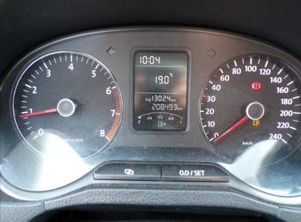 Volkswagen - Polo