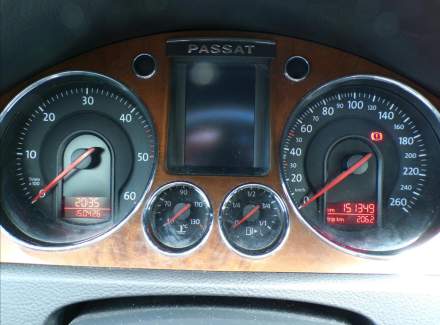 Volkswagen - Passat
