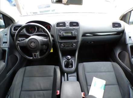 Volkswagen - Golf