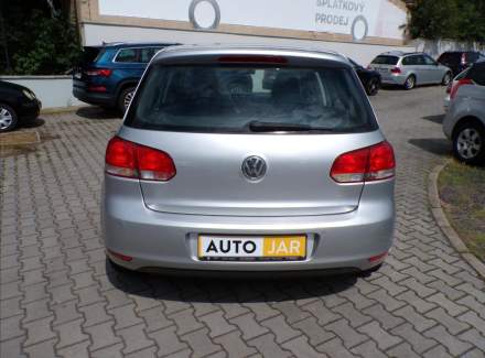 Volkswagen - Golf