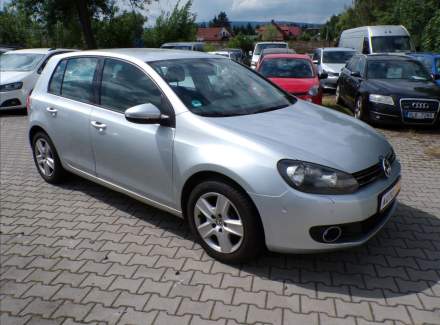 Volkswagen - Golf