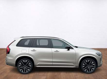 Volvo - XC90