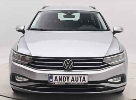 Volkswagen - Passat
