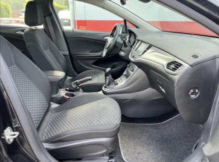 Opel - Astra
