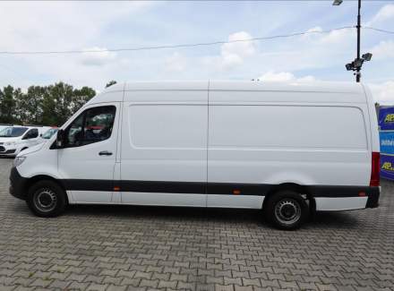 Mercedes-Benz - Sprinter