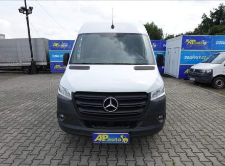 Mercedes-Benz - Sprinter