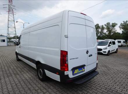 Mercedes-Benz - Sprinter