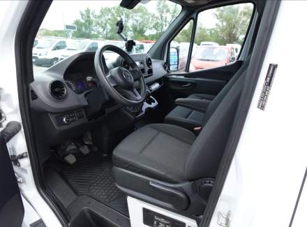 Mercedes-Benz - Sprinter