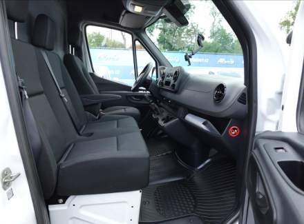 Mercedes-Benz - Sprinter