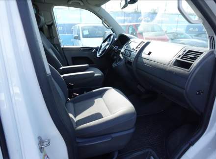 Volkswagen - Caravelle