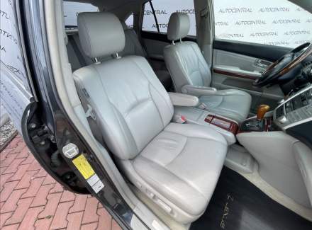 Lexus - RX