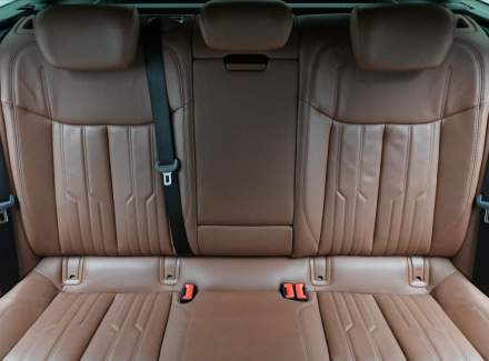 Audi - A6