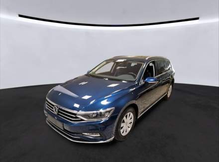 Volkswagen - Passat