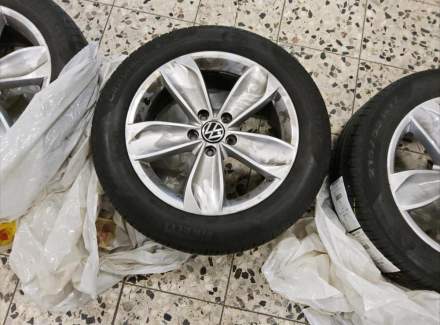 Volkswagen - Passat