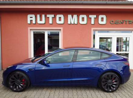Tesla - Model 3