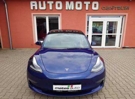 Tesla - Model 3