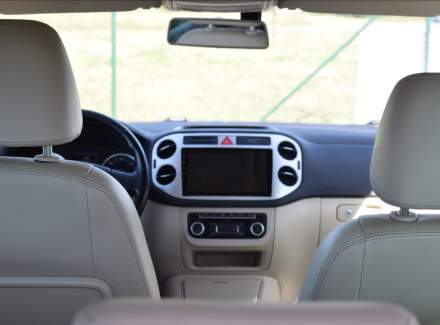 Volkswagen - Tiguan